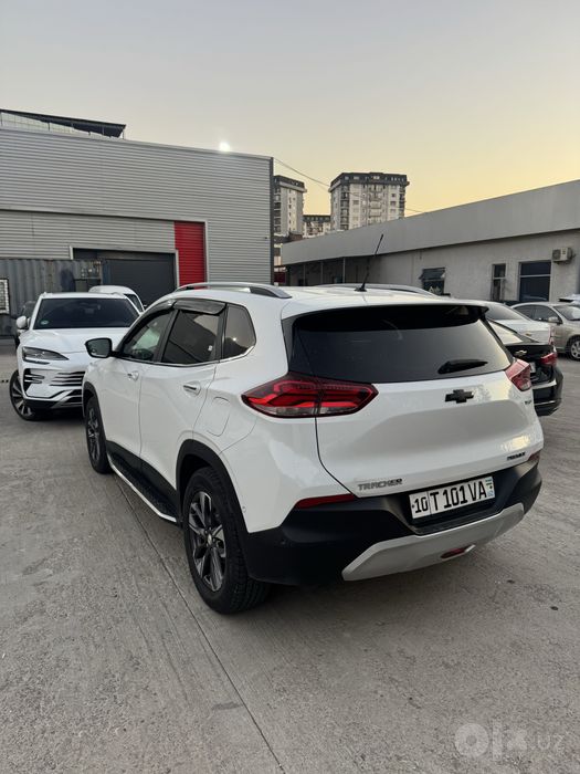 Tracker 2primier plyus 2024