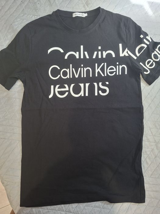 Артикули Calvin Klein