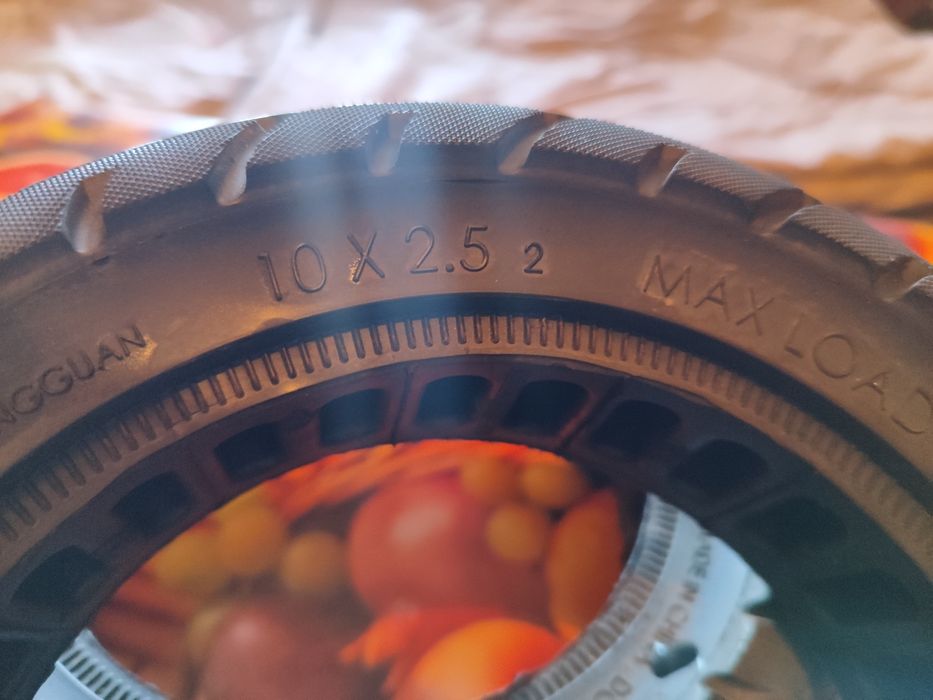 Шины цельнолитых на электросамокат