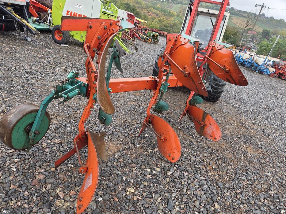 Plug Reversibil Kverneland VD 100 3 brazde