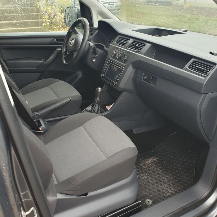 Volkswagen caddy maxi.