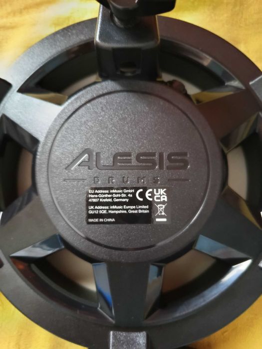 Електронни падове на Alesis