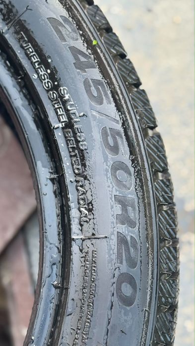 Зимние резины 245/50R20