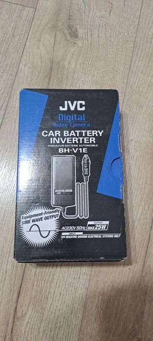 Invertor auto JVC