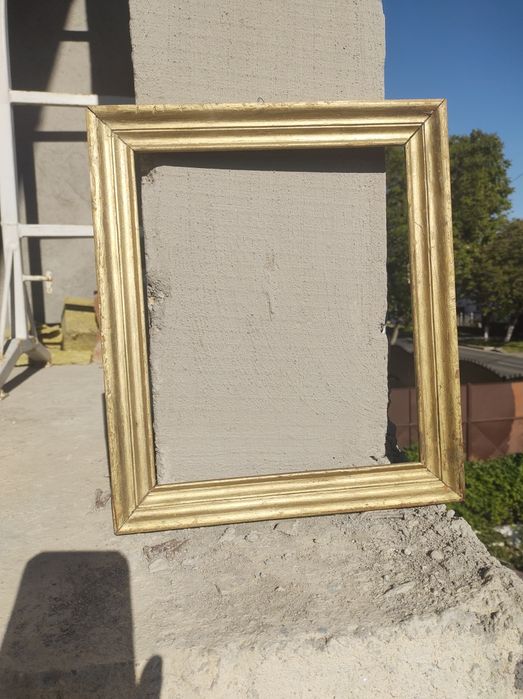 Goblen inramat si  rama separat de restaurat   cusut manual Tiganca Chitara