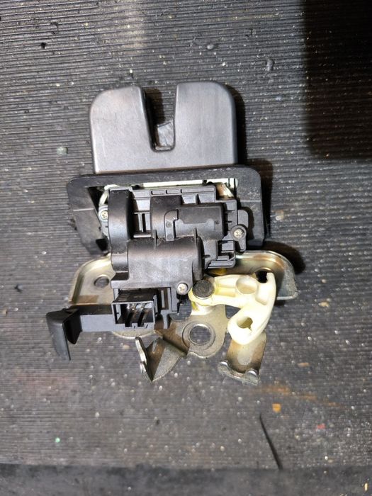 Broasca haion Seat Ibiza /  Octavia 3 / Skoda Rapid