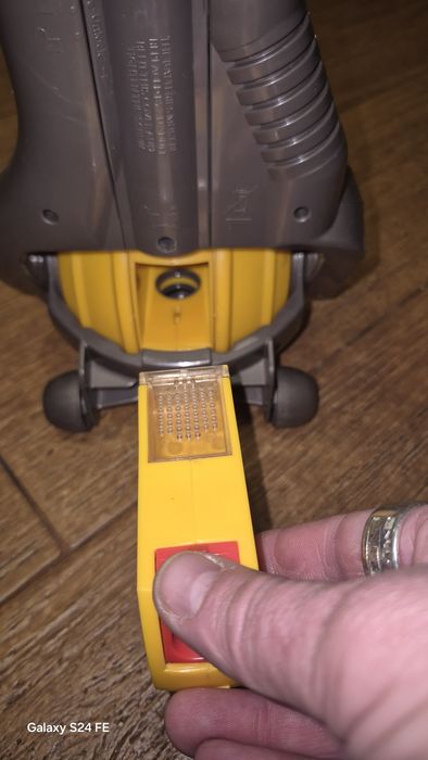 Aspirator dyson copiii