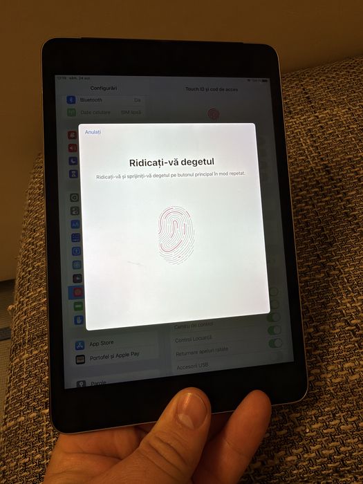 Apple iPad mini 4 – 128GB – Wi-Fi + Cellular – Stare buna