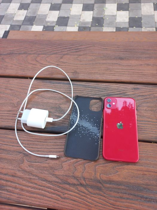 Iphone 11 sotiladi