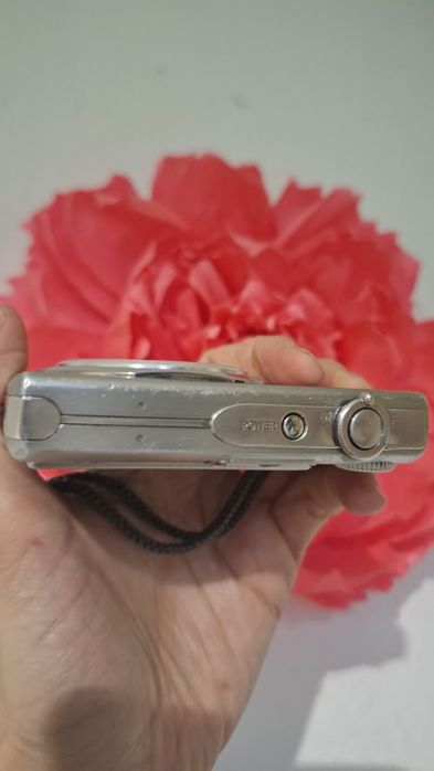 Olympus FE-250 – компактен дигитален фотоапарат