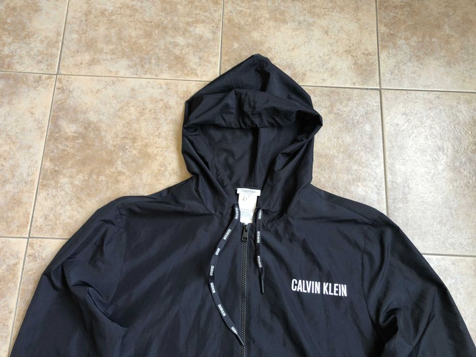 Calvin Klein ветровка яке размер М