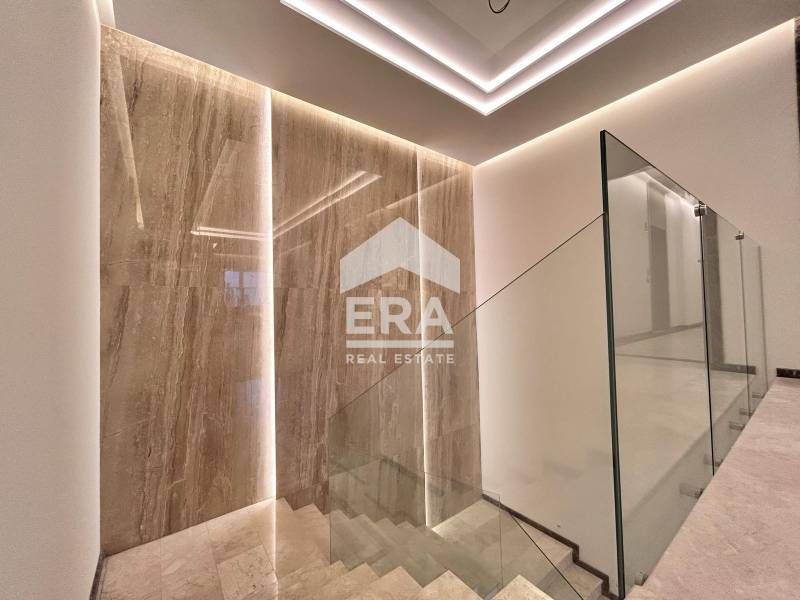 Дава се под наем Офис в София, Кръстова вада - 258 кв.м за 4987.29 € - Снимка #5