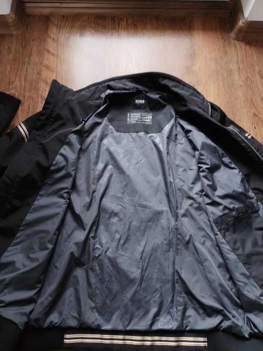 hugo boss -  мъжко яке КАТО НОВО L