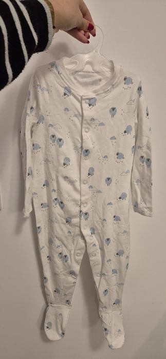 LOT John Lewis 9-12  бебешки ромпъри, бодита с къс ръкав и чорапки