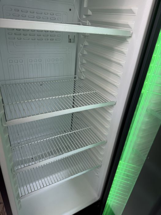 Хладилна витрина Ретро/170см/Лед осветление