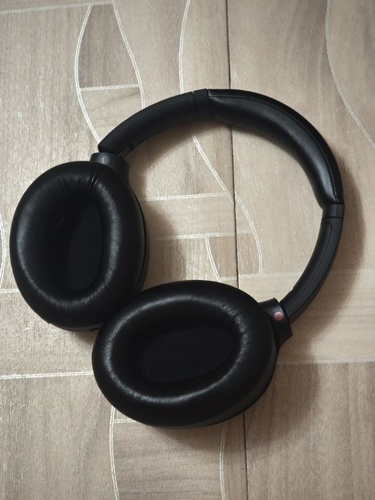 Продам сони / Sony wh1000 xm4