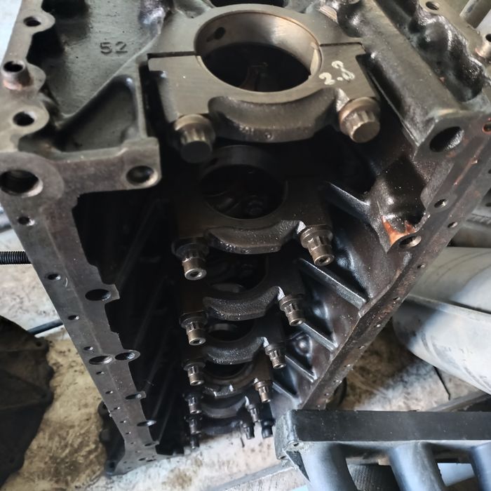 БЛОК И Коленвал МЕРС 124 М104