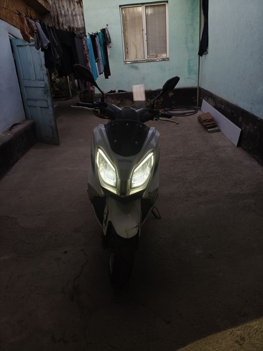 Продам мопед NMax 150