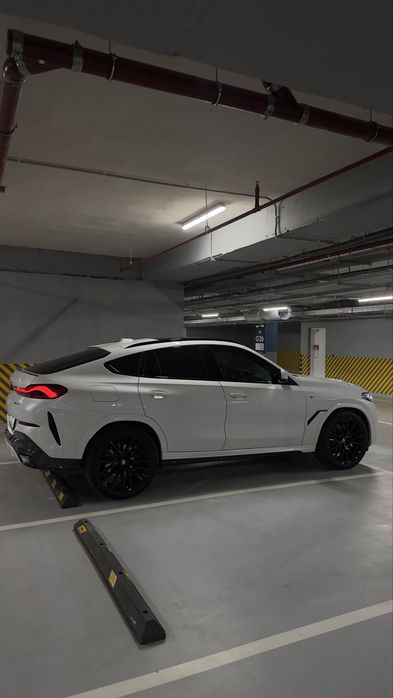 Продам BMW X6 40i Xdrive Msport
