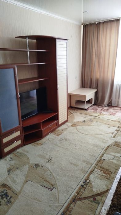 Продам двух ком квартиру