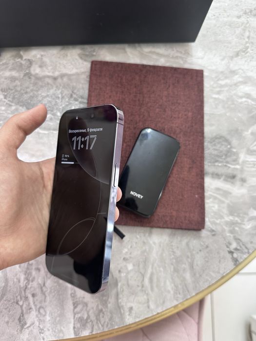 Iphone 14 pro Purple