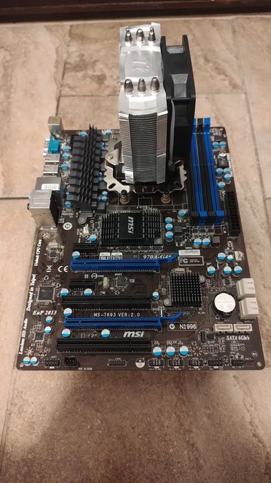 CPU AMD FX-8320 + Motherboard MSI 970A-G46 + răcire Thermaltake Contac Silent12