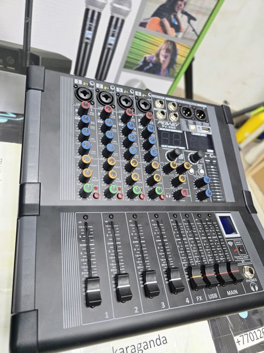 Музыкальный аппарат караоке