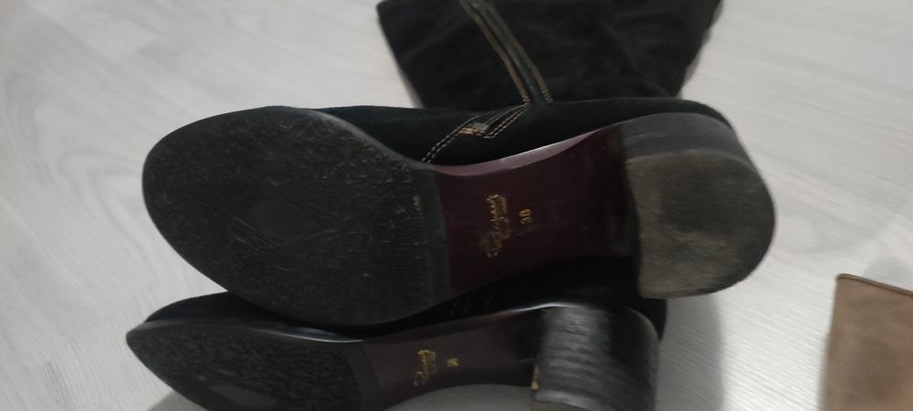 Сапоги замшевые  и дутыши