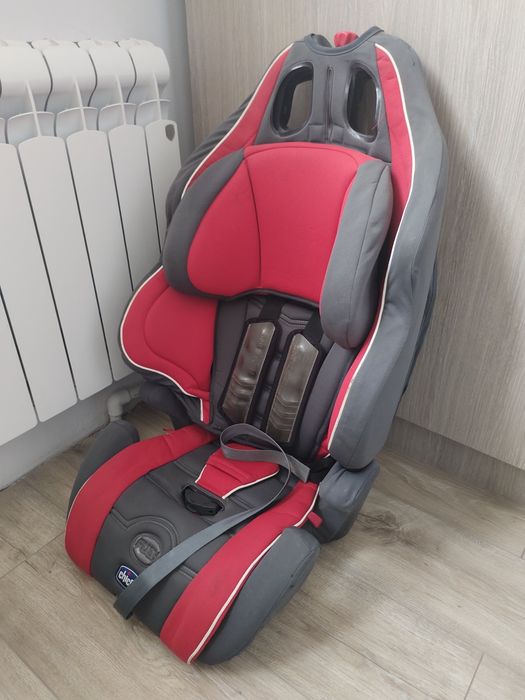 Продам автокресло