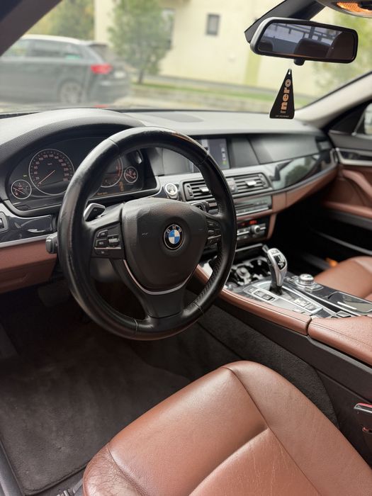 BMW Seria 5 2010 — imagine 5