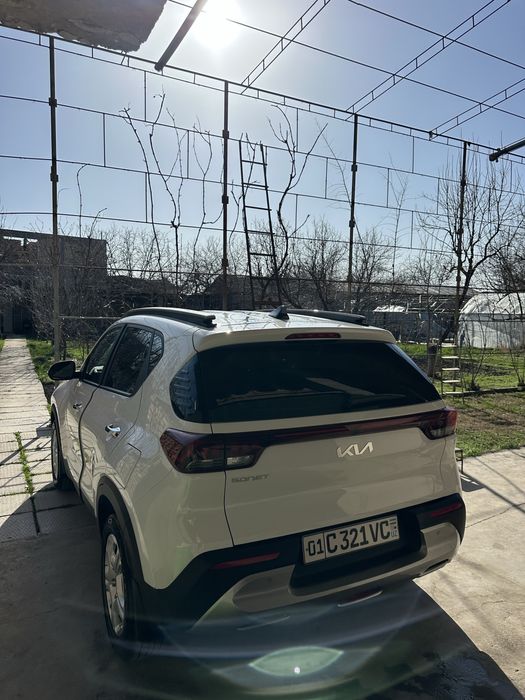 Kia  sonet sotiladi sonet