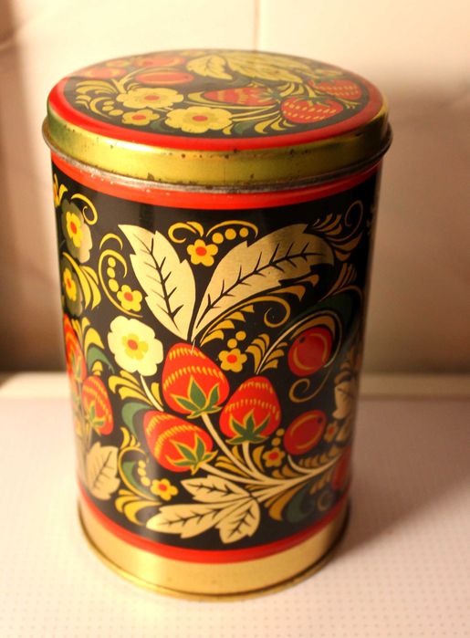 Набор банок металлических