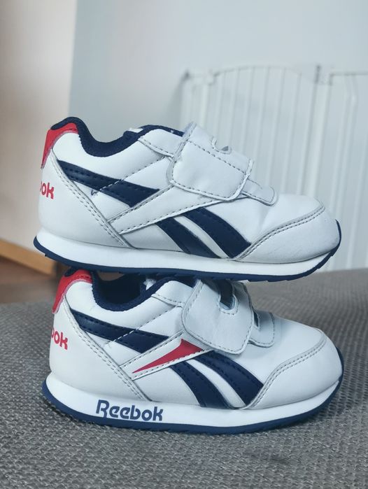 Adidași Reebok din piele mărime 22