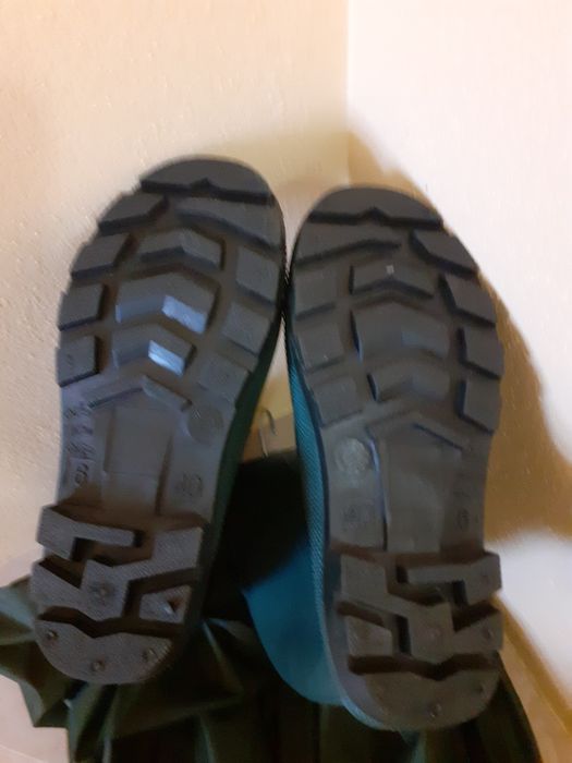 Нов  Рибарски  гащеризон.