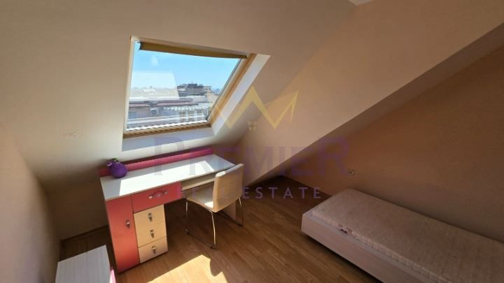 Продава се Тристаен апартамент в Варна, Цветен квартал - 77 кв.м за 1272 €/кв.м - Снимка #5