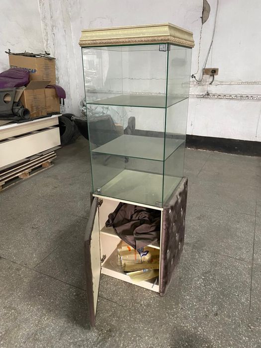 Шкаф ( аквариум )