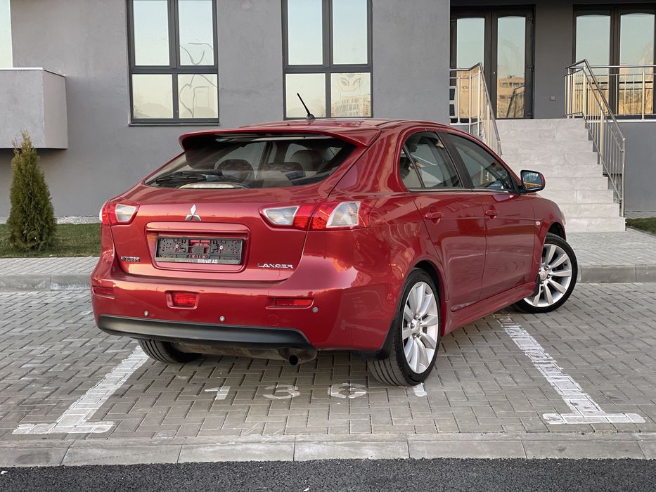 Mitsubishi Lancer Sportback 1.8 Benzina•140Cp•Keyless•Navigatie•Xennon