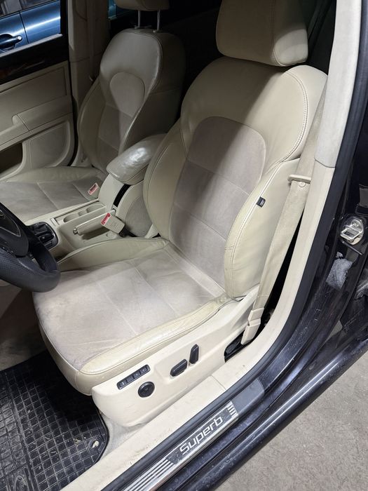 Scaune piele memorie incalzite alcantara fete usi Skoda Superb 2 crem