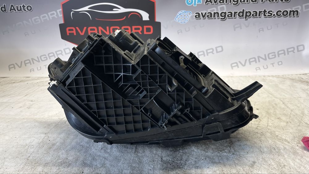 2 бро Ляв фар Mercedes B W247 2019-