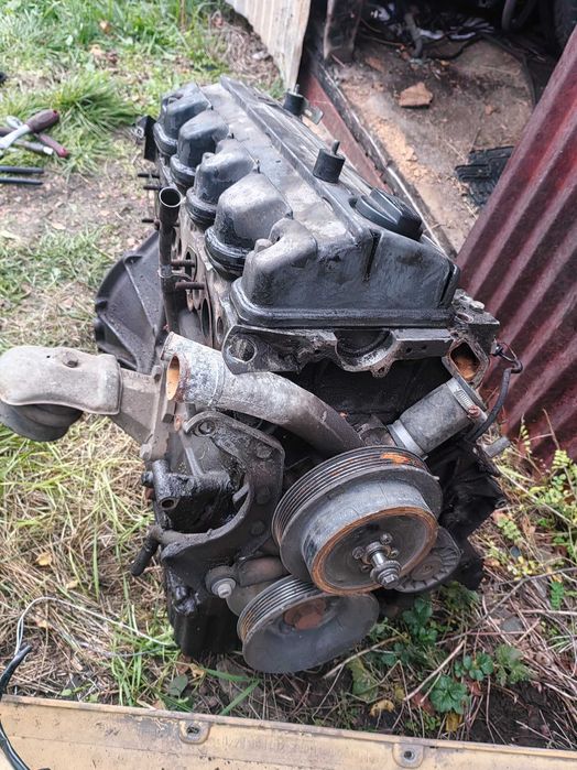 Двигател 1.8 бензин и купе от Мерцедес 190