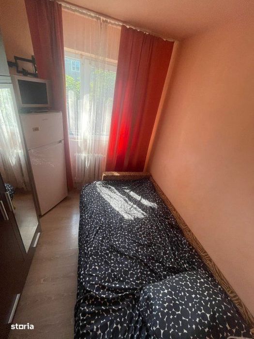 Camera de camin, de vanzare, 13,64 mp, zona Valea Rosie