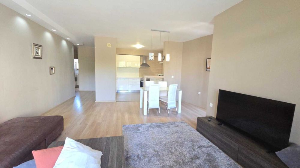 Дава се под наем Тристаен апартамент в Пловдив, Кършияка - 120 кв.м за 300 € - Снимка #4
