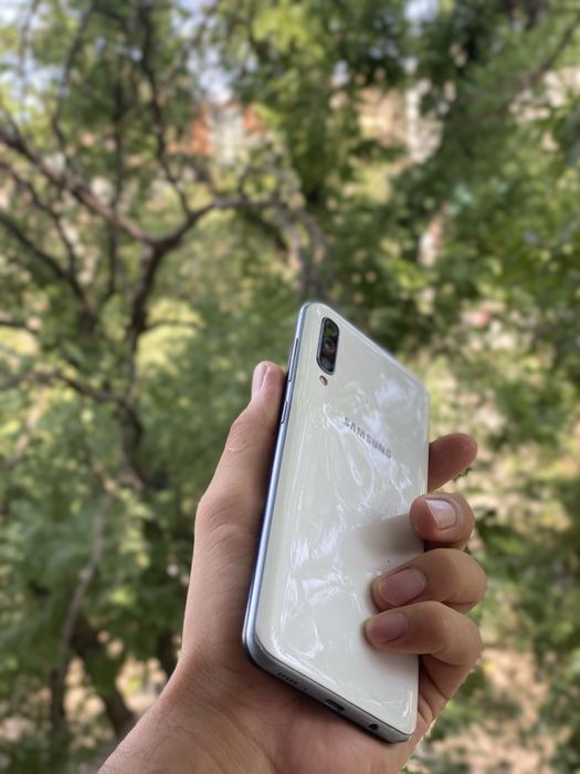 Samsung Galaxy A50