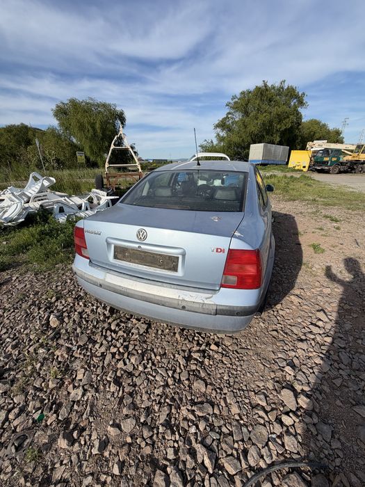 VW Passat автомат  B5 1.9 TDI 110 hp 1998g  на части