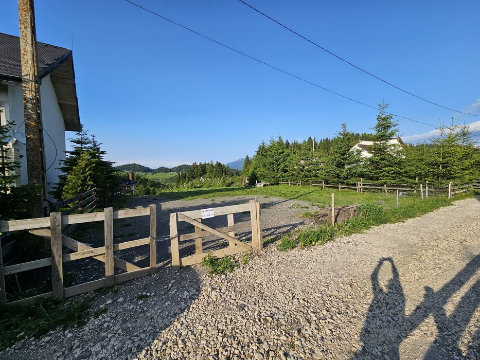 Vand teren in Fundata