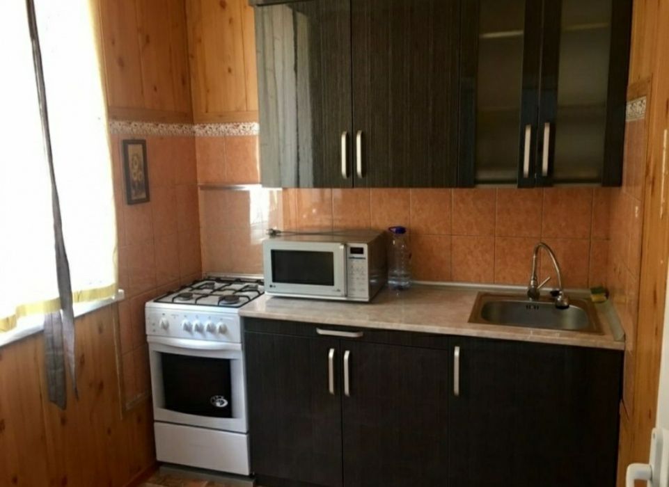 Сдаётся 2/1/5 Художников