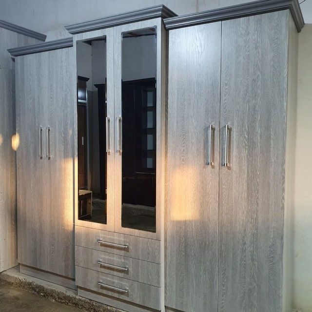 Шкаф перихошка учун