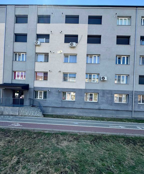 Apartament 2 camere  zonă industrială