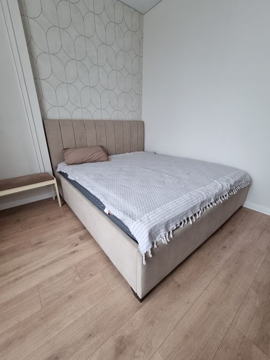 Кровать двухспальная 180х200