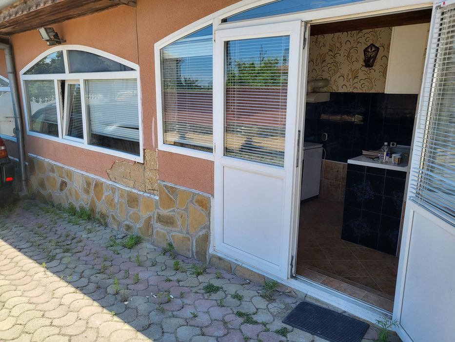 Дава се под наем Двустаен апартамент в Варна, м-т Акчелар - 80 кв.м за 280.5 € - Снимка #5